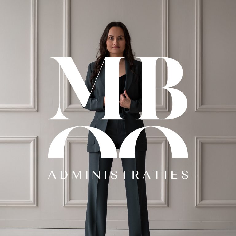 Elegant logo ontwerp MBOO deSIGN Branding