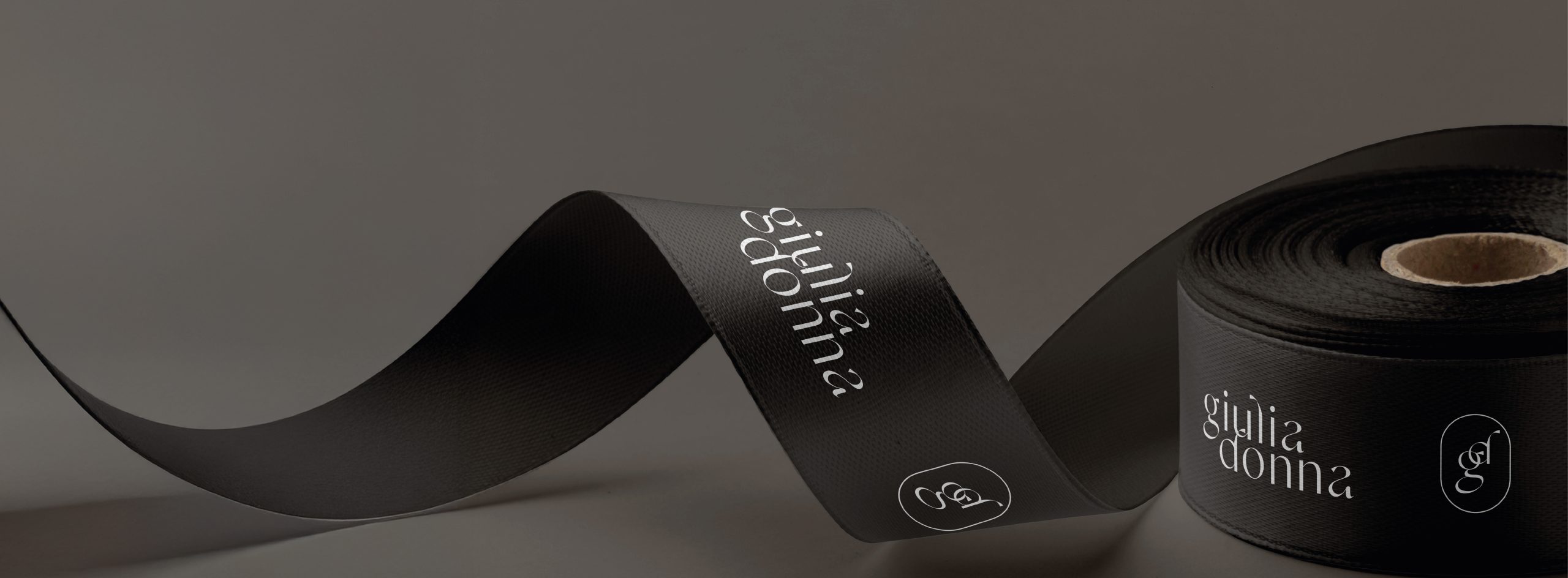 Elegant drukwerk ontwerp Giulia Donna deSIGN Branding